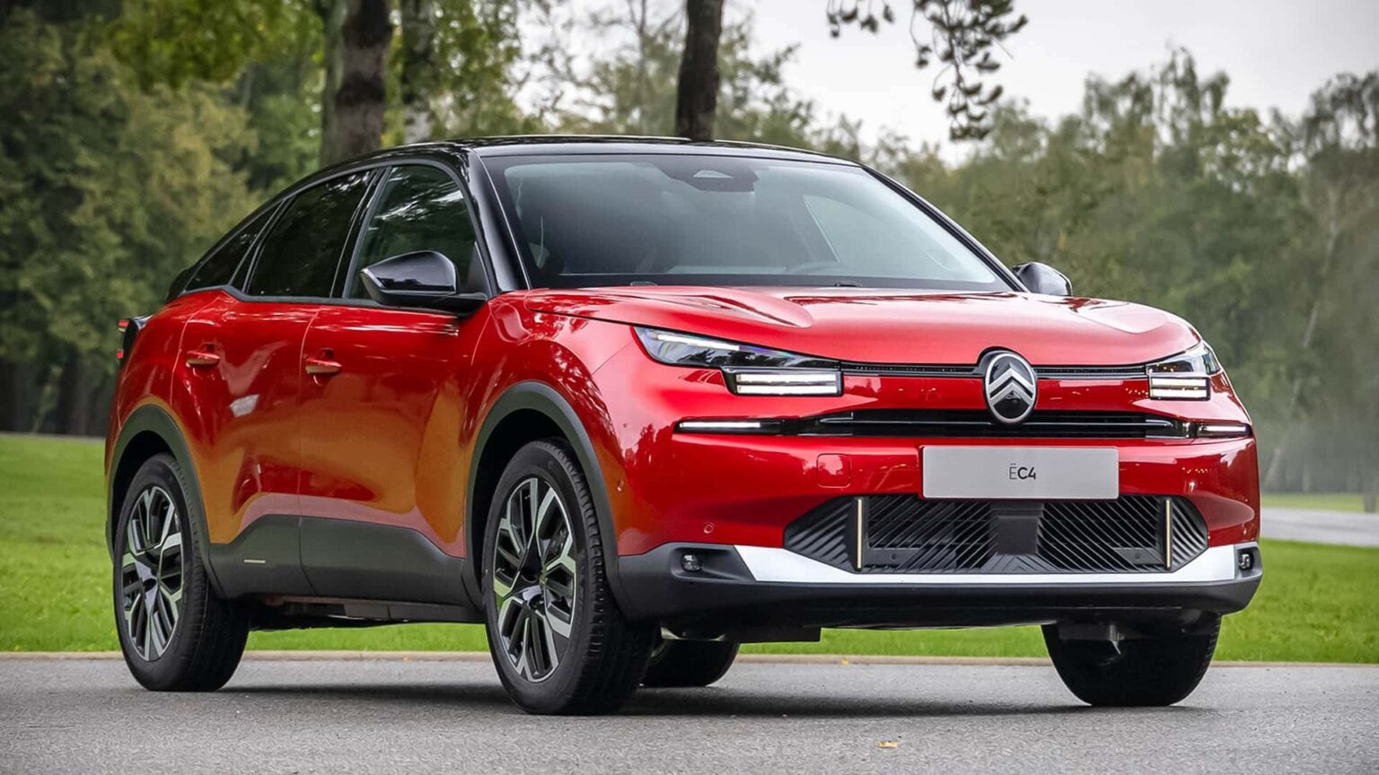 Yenilenen Citroën C4 ve C4 X Şubat’ta Türkiye’de! Citroën C4