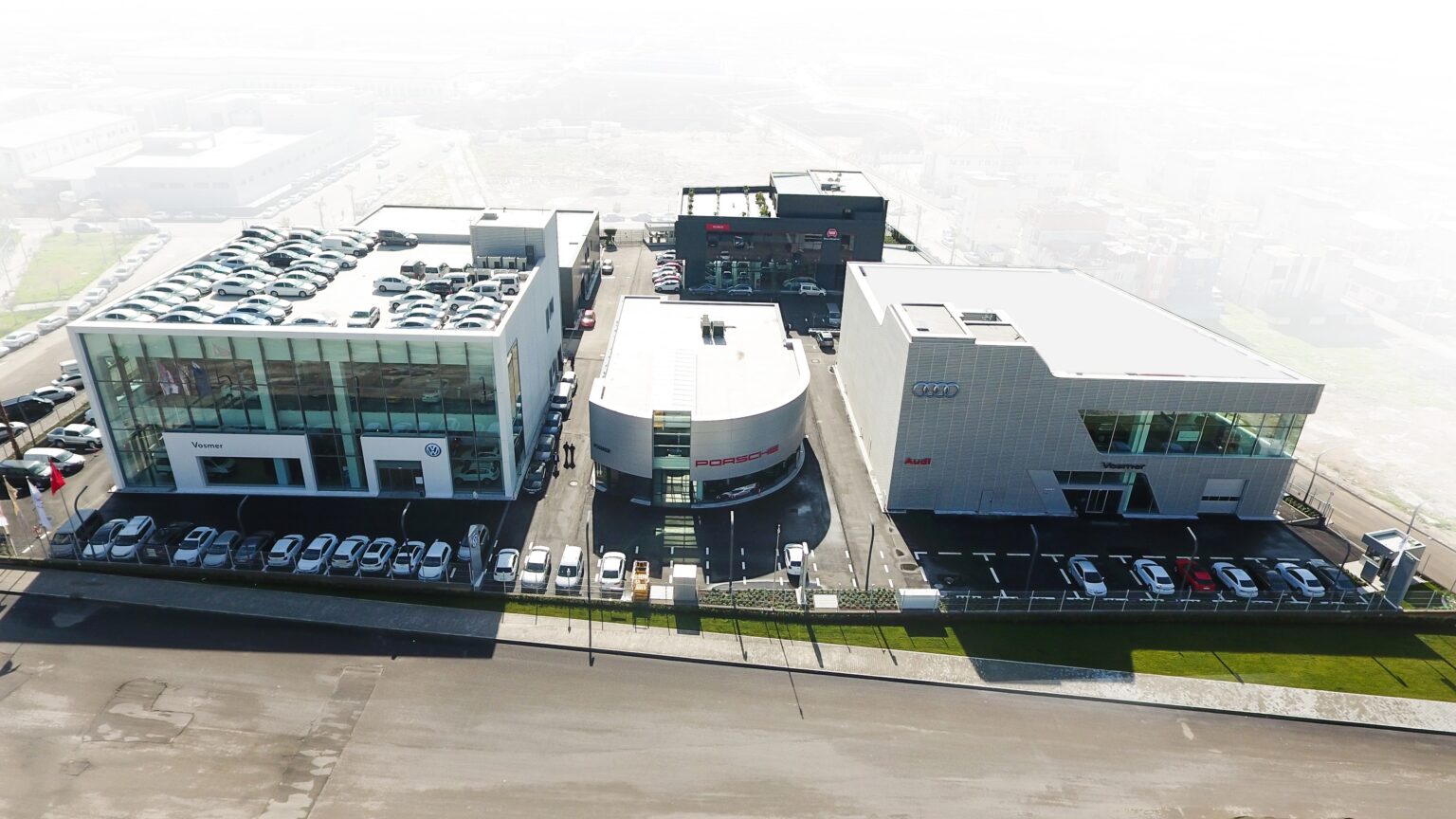 Vosmer Otomotiv, Volkswagen Grubu’nun goTOzero RETAIL Projesi Kapsamında Platinum ve Gold Sertifika Almaya Hak Kazandı! vosmer group