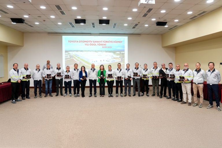 Toyota Türkiye, 388 çalışanını ‘Hizmet Yılı’ ödülleriyle onurlandırdı