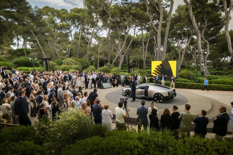 Yalnızca 405 günde geliştirilen süper otomobil: Audi Nuvolari